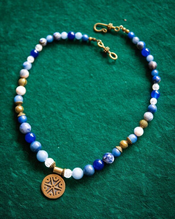 Naszyjnik  z symbolem Peruna (3)